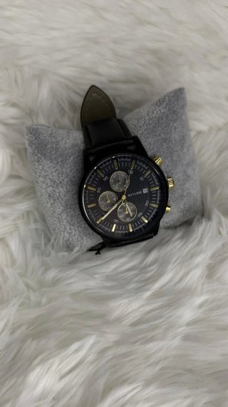 Reloj SKYLINE Negro y Dorado Hombre