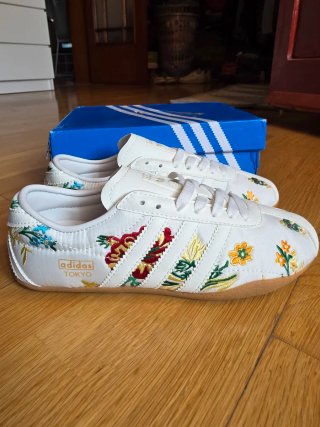 Adidas Zapatillas Bordadas Tokyo Blancas