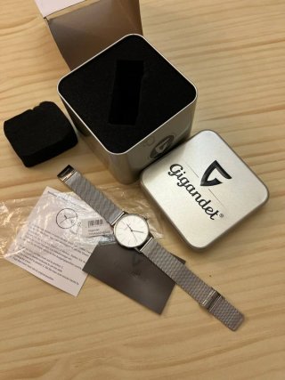 Reloj Gigandet analógico de cuarzo para mujer new