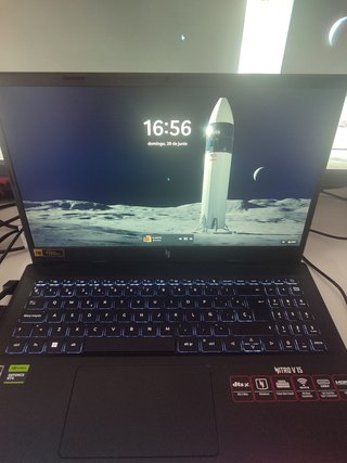 Acer Nitro V 15 Ryzen 7 32GB RAM 1TB SSD RTX 4060