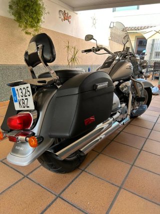 Suzuki Boulevard C90 1500cc