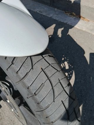Yamaha FZ6 Naked Blanca y Negra