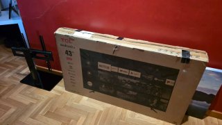 Monitor Panasonic 43 TH-43LFE8E