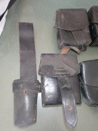 Accesorios cuero antiguos para cinturón