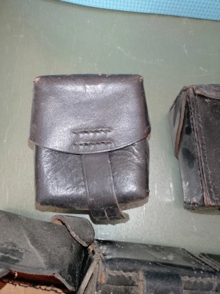Accesorios cuero antiguos para cinturón