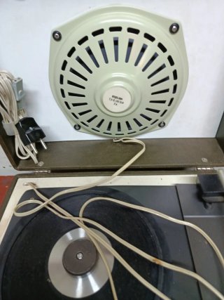 Tocadiscos Vintage Como B 3210 Beige/Marrón
