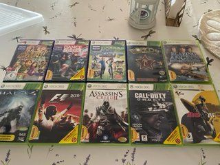 Xbox 360+2 controller+Kinect+10 giochi e accessori