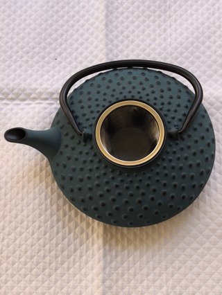 Tetera de hierro fundido verde