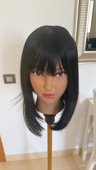 Peluca Bob Negra con Flequillo