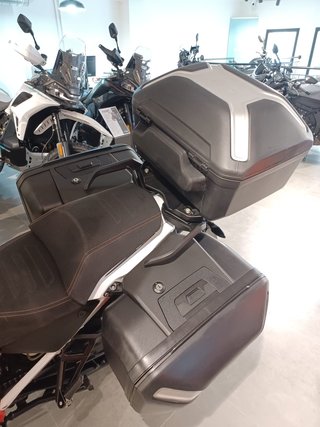 KTM 1290 SUPER ADVENTURE S 2021