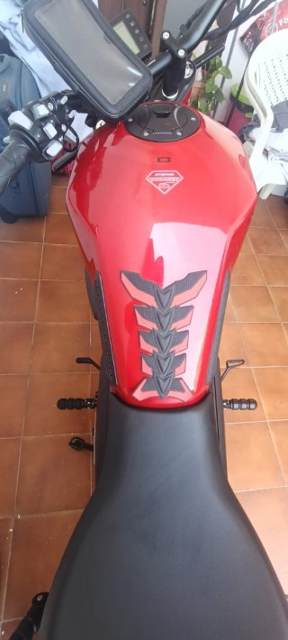 Zontes C 125 Naked Moto