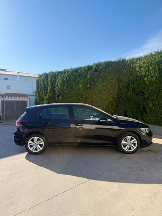 VOLKSWAGEN Golf Life 1.5 eTSI DSG