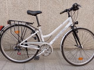 Bicicleta Orbea Street 700