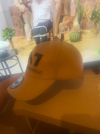 Gorra Emporio Armani EA7 Beige