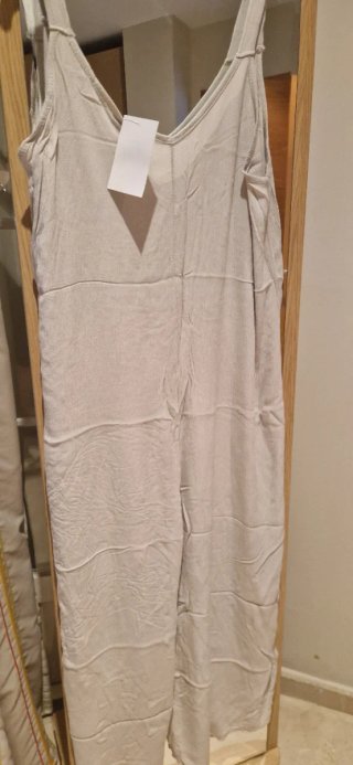 Mono tirantes beige nuevo