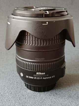Objetivo Nikon AF-S DX 18-200mm VR
