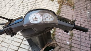 Vespa Clásica (año 2000) – ¡Lista para rodar!