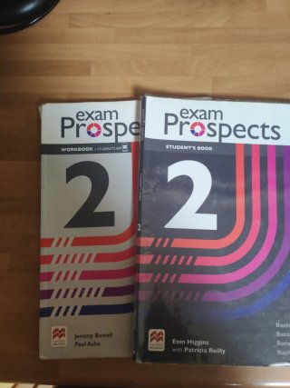 EXAM PROSPECTS 2 Student's book: libro de texto...