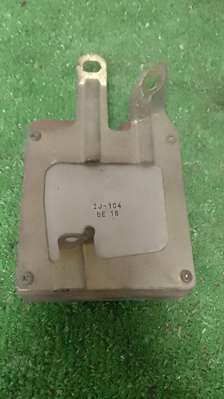 Módulo Electrónico Toyota Land Cruiser J9