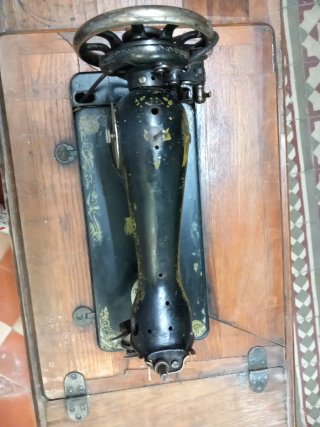 Máquina de coser Singer antigua