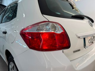Toyota Auris 2011