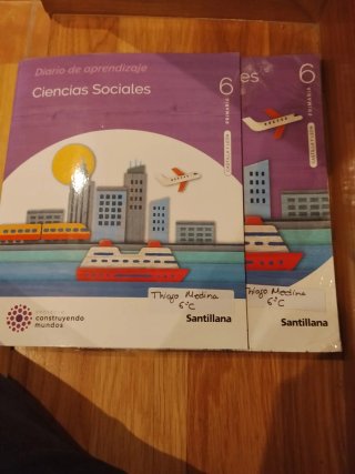 Libro de ciencias sociales de 6 primaria y atlas