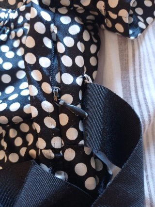 Blusa negra lunares plateados Zara