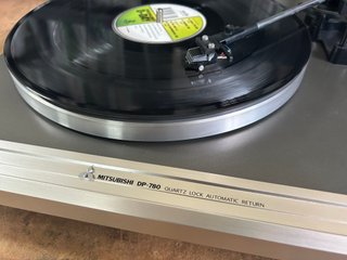 Tocadiscos Mitsubishi DP-780 Hi-Fi