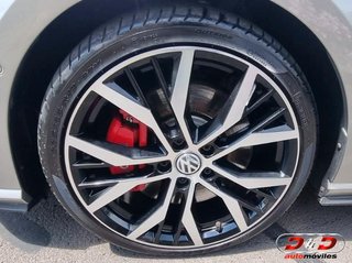 Volkswagen Golf GTI Perf. 245
