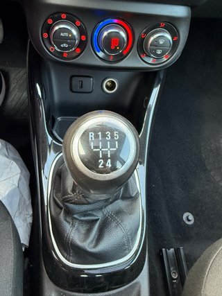 Opel Adam Reestreno