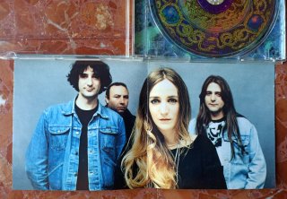 TAURES ZURDOS - Azul. Cd