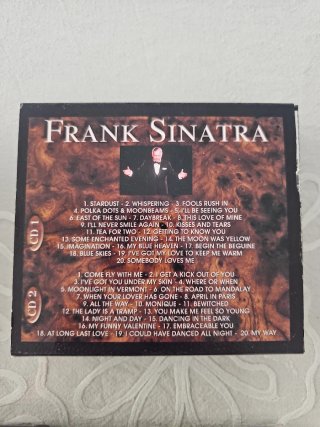 Lote 4 CDs Frank Sinatra.