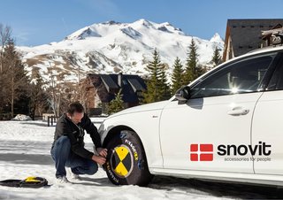 SNOVIT cadena nieve textil turismo SUV