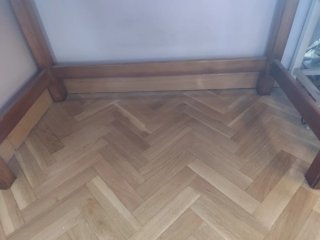 Tavolo da scrivania vintage in legno massello