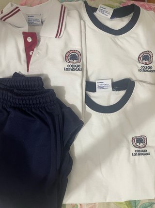 Uniforme Colegio Los Nogales