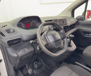 Peugeot Partner larga