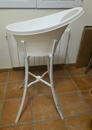 Bañera bebé con soporte elevado