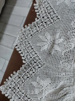 Copriletto uncinetto fatto a mano 300x250 cm