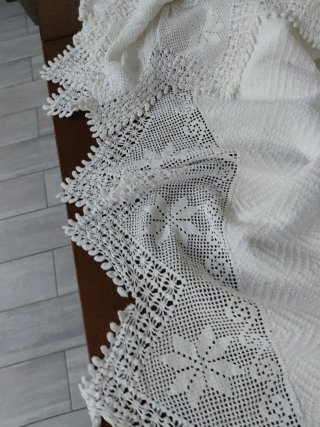 Copriletto uncinetto fatto a mano 300x250 cm
