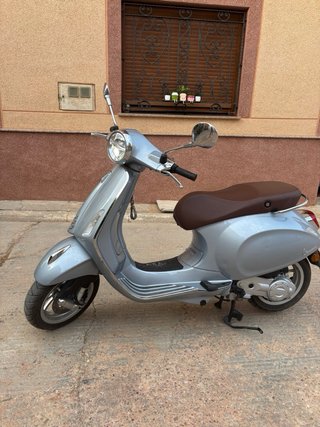 Vespa Primavera 49cc