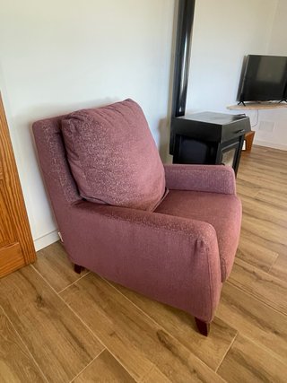 Butaca morada de tela