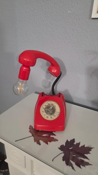 Lámpara Teléfono Rojo Vintage