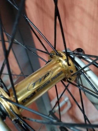Bicicleta de carretera Razesa.
