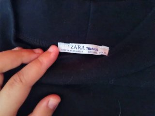 Camiseta básica negra cuello alto