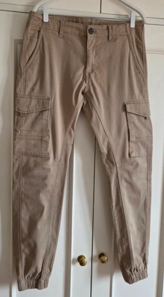 Pantalones cargo Jack&Jones beige hombre