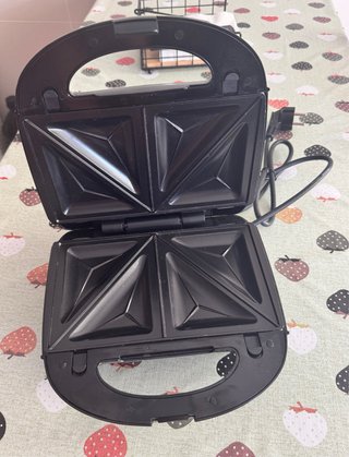 Sandwichera SilverCrest negra