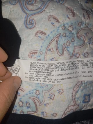 Vestido negro con encaje