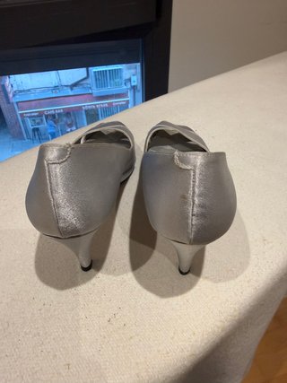 Zapatos G by Gruppo G. Plata