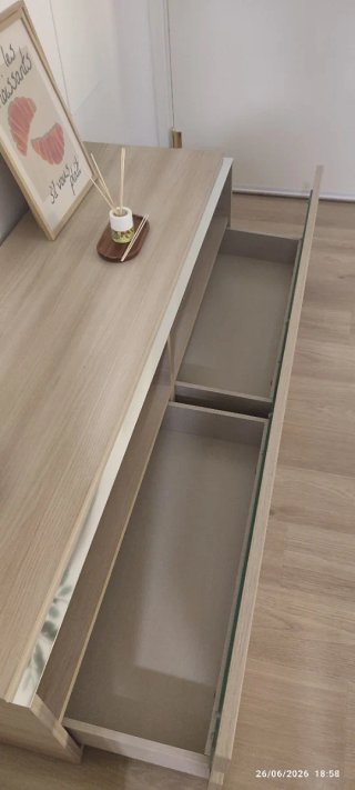 Mueble TV roble claro con almacenamiento