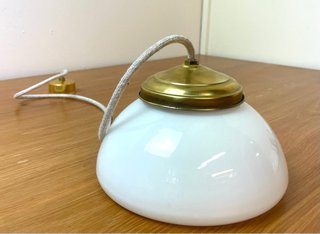 Lámpara de techo Modernista tulipa cristal opalina